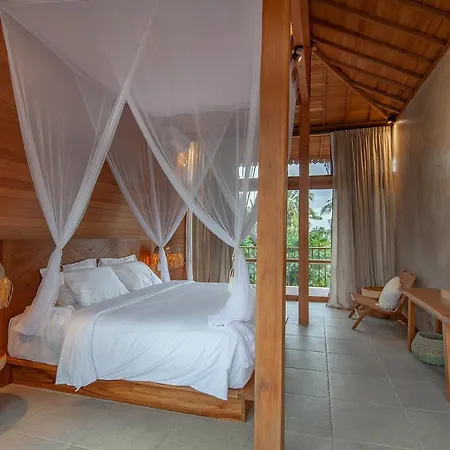 Diamond Beach Villas R