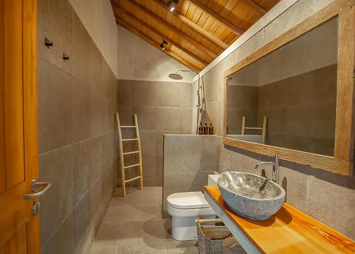Diamond Beach Villas R Hotel