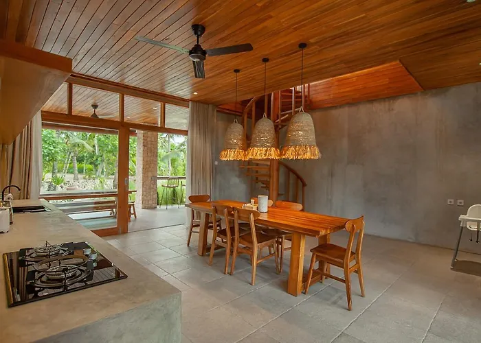 Diamond Beach Villas R