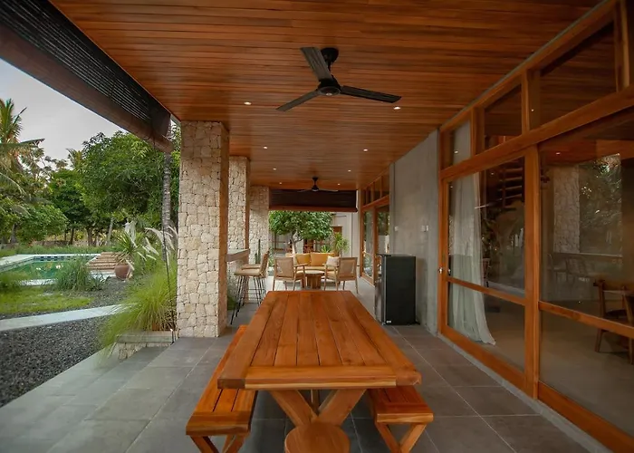 Diamond Beach Villas R Hotel 5*